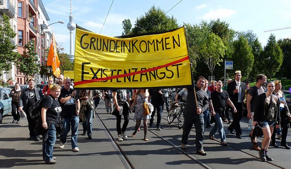 Basic Income is a human right! A report on the Demo in Berlin