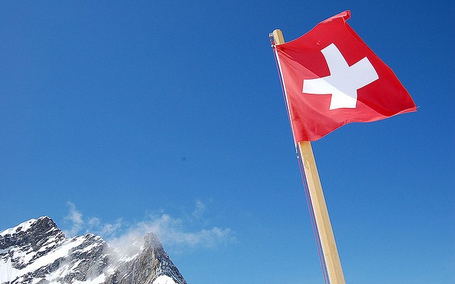 Referendum to be held in Switzerland on $2800/month BI!